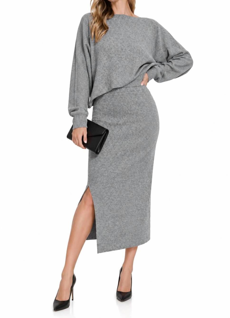 NEW ZENANA ribbed knit two piece skirt set in gray